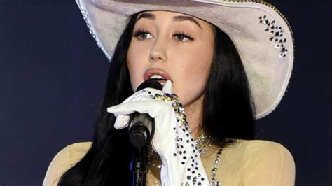 I'll give it to you straight: Noah Cyrus, the singer once known for selling her tears and introducing the world to rapper Lil Xan, performed nearly nude at the 2020 CMT Music Awards on Wednesday ...